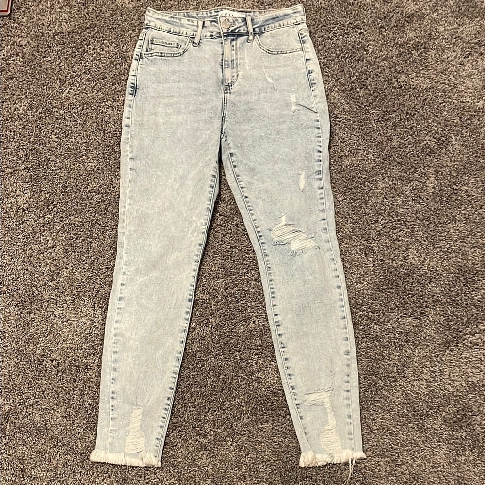 Cello Light Blue Distressed Women's Jeans size 3